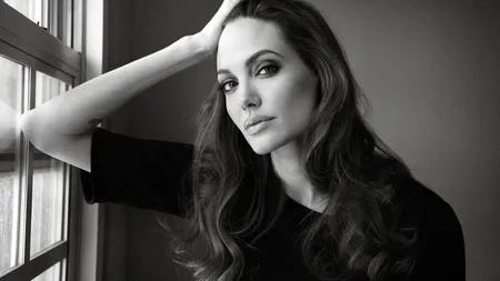 Angelina Jolie trebuie să se îngraşe. Vezi motivul