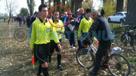 Un arbitru a trăit clipe de coşmar la Olteniţa. A fost alergat şi bătut pe teren VIDEO