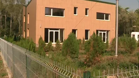 Casa inteligentă, construită de studenţii români, consumă de zece ori mai puţin ca una normală VIDEO