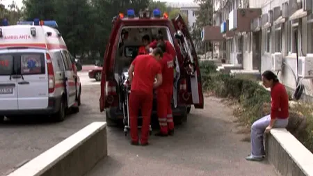 Incident grav la o grădiniţă din Vaslui: Copil de 4 ani, la spital după ce o poartă a căzut peste el