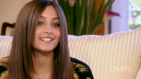 Paris Jackson şi-a schimbat look-ul. Cum arată fiica lui Michael Jackson FOTO