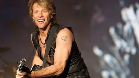 Jon Bon Jovi arată incredibil de bine la 50 de ani FOTO