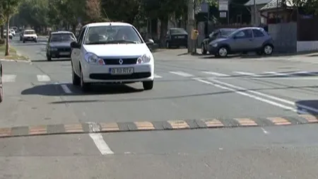 Treabă de mântuială, la Craiova: Limitatoare de viteză, montate DUPĂ trecerea de pietoni VIDEO