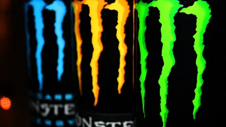 O adolescentă de 14 ani a murit după ce a băut Monster Energy. Familia a depus plângere