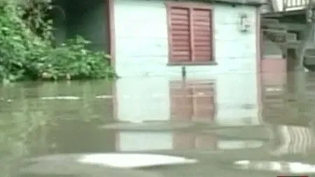 Uraganul Sandy răvăşeşte Cuba, făcând 11 morţi şi pagube materiale VIDEO