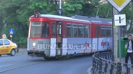 Vatman bătut într-un tramvai, la Iaşi