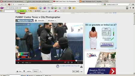 Distracţie cu Carlos Tevez. Atacantul lui Manchester City i-a furat căciula unui fotograf VIDEO