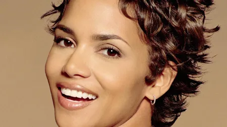 Halle Berry, la proba timpului: Cum s-a transformat actriţa din tinereţe până acum GALERIE FOTO