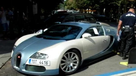RAR VEZI AŞA CEVA. Bugatti Veyron, blocat de poliţie pentru că a parcat prost VIDEO