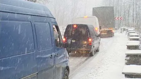 Ninsori în România. Vezi drumurile acoperite de zăpadă
