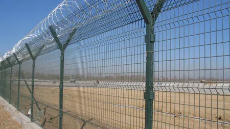 Grecia a finalizat un segment al gardului de sârmă ghimpată la frontiera cu Turcia