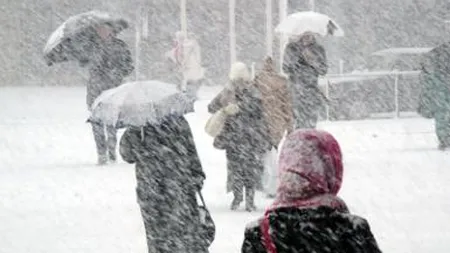 Weekendul vine cu ninsoare, ploi şi vânt VEZI PROGNOZA PE TREI ZILE