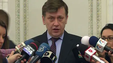 Antonescu: De ce nu a demisionat şi Băsescu când a avut dosare?