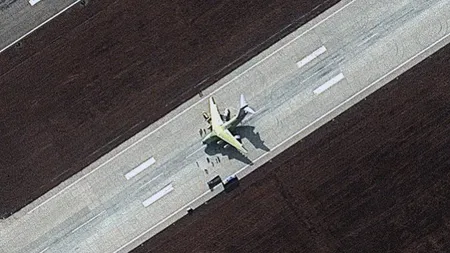 Imagini din satelit: China are un nou avion de luptă