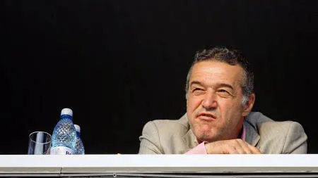 Becali a rămas fără mandatul de europarlamentar