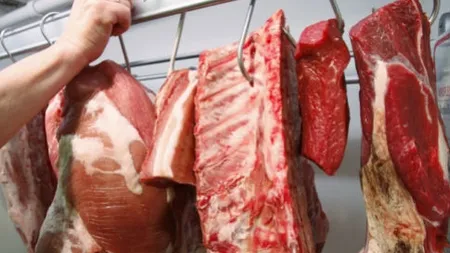 12 gălăţeni, la spital cu trichineloză după ce au mâncat carne de porc infectată