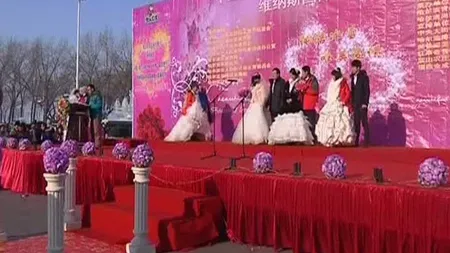 Nuntă la minus 20 de grade Celsius. 16 cupluri şi-au jurat iubire pe viaţă