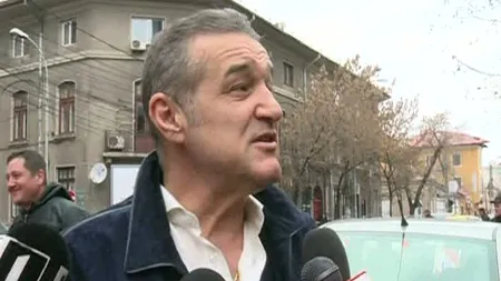 Alarmă la Steaua. Gigi Becali a ajuns la spital, din cauza durerilor