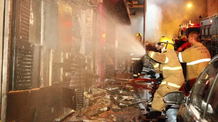 Artificiile au declanşat iadul. Cel puţin 245 de oameni au murit într-un club în urma unui incendiu