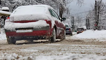 Sute de şoferi au primit amenzi pentru că nu şi-au echipat maşinile pentru iarnă