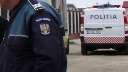 BĂTAIE ca în vestul sălbatic: Doi poliţişti, atacaţi cu sticle într-un bar din Gorj