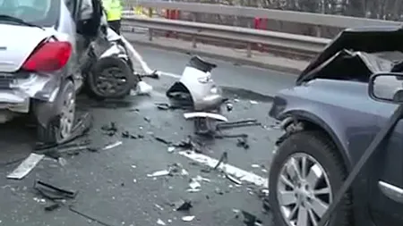 Trei maşini, implicate într-un accident pe DN1, la ieşirea din Capitală