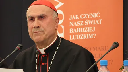 Cardinalul şambelan Tarcisio Bertone va deveni Papă 