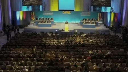 Unii dintre delegaţii PNL la Congres şi-au plătit cazarea din banii Primăriilor VIDEO