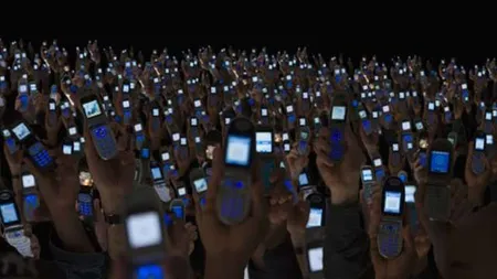 Studiu: Cât de des ne verificăm telefonul mobil în fiecare zi