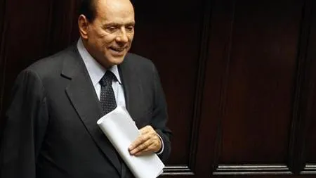 Comisioanele ung roţile afacerilor: Berlusconi explică de ce mita nu e ruşinoasă, ci e SĂNĂTOASĂ