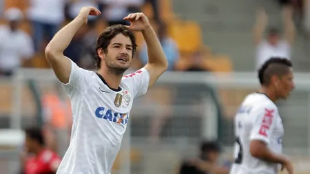 Pato a debutat cu gol la Corinthians. Brazilianul a marcat la prima atingere de balon VIDEO