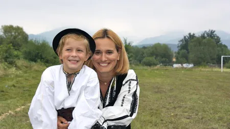 Andreea Esca A RĂMAS FĂRĂ CUVINTE la una dintre replicile băiatului ei de nouă ani