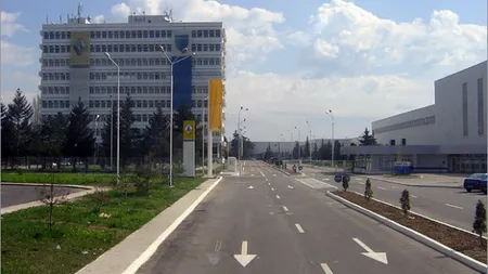 PROTEST spontan la uzina DACIA. 5.000 de angajaţi au oprit lucrul VIDEO