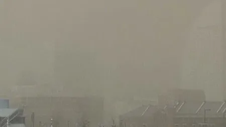 O furtună de nisip a provocat haos în Tokio VIDEO