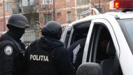Un poliţist de la Crimă Organizată Sibiu, arestat pentru favorizarea infractorului