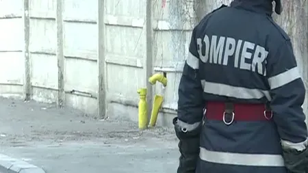 PERICOL DE EXPLOZIE în Buzău, după ce un şofer a intrat cu maşina într-o conductă de gaze VIDEO
