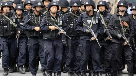 VIOLENŢE ÎN CHINA: Cel puţin 21 de persoane, între care şi poliţişti, şi-au pierdut viaţa