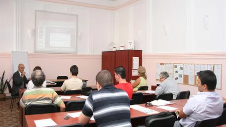 Cursuri de formare profesională pentru 4.100 de şomeri, în luna mai. Vezi pentru ce meserii