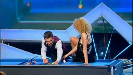 ROMÂNII AU TALENT. Spectacol în semifinală cu lovituri imposibile pe masa de biliard