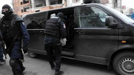 Percheziţii în Dâmboviţa, la suspecţi de furturi din anexe gospodăreşti