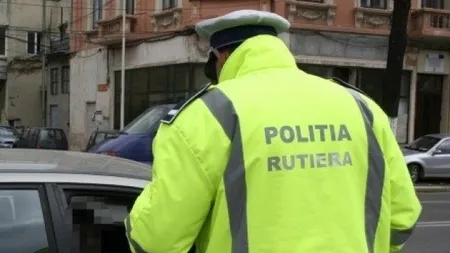 Percheziţii la Poliţia Rutieră Bucureşti. Nouă poliţişti, ridicaţi pentru şpagă
