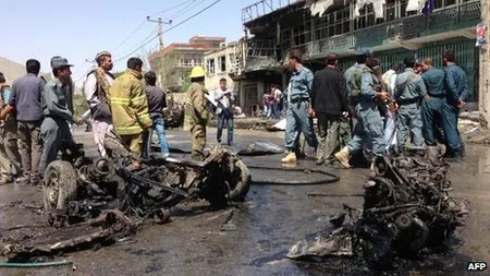 Atentat cu maşină capcană la Kabul: 6 afgani ucişi şi 37 răniţi