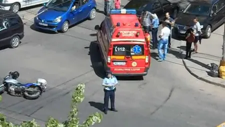 ŞTIREA TA. Accident în cartierul Berceni: Un motociclist a fost rănit de o maşină VIDEO