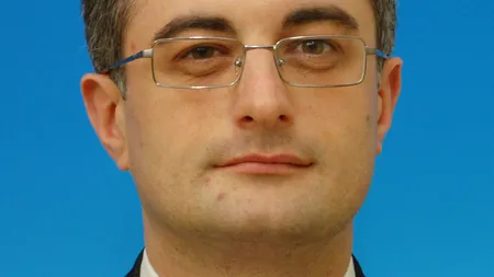 Deputatul Gabriel Andronache a demisionat din PDL şi s-a înscris în PNL