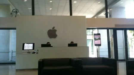 Un angajat al companiei Apple riscă să fie CONCEDIAT pentru că STĂ PESTE PROGRAM