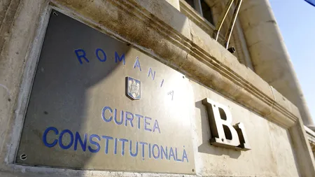 CCR discută miercuri sesizarea lui Traian Băsescu privind Statutul parlamentarilor