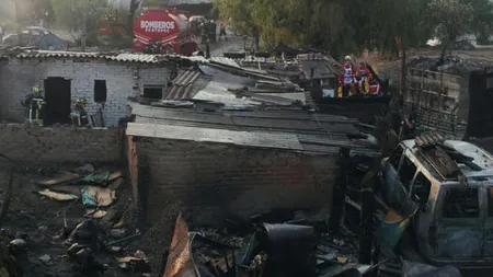 Tragedie în Mexic: 22 de persoane au murit după ce o cisternă a luat foc pe autostradă VIDEO