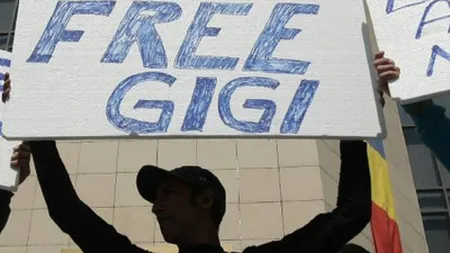 Campania Free Gigi, faza semnăturilor. Se cere graţierea lui Becali şi demisia ministrului Justiţiei