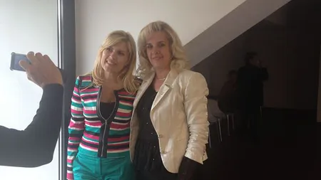 Elena Udrea s-a întâlnit la o cafea cu una dintre câştigătoarele concursului 