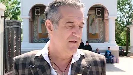 Gigi Becali a fost ANIVERSAT în închisoare. Deţinuţii i-au citit psalmi şi i-au oferit tort